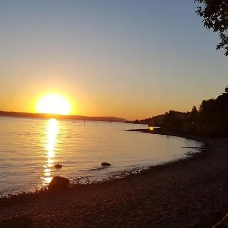 Strawberry Lägenhet Bermatingen