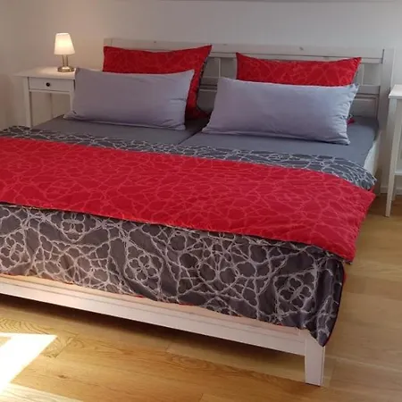 Strawberry Lägenhet